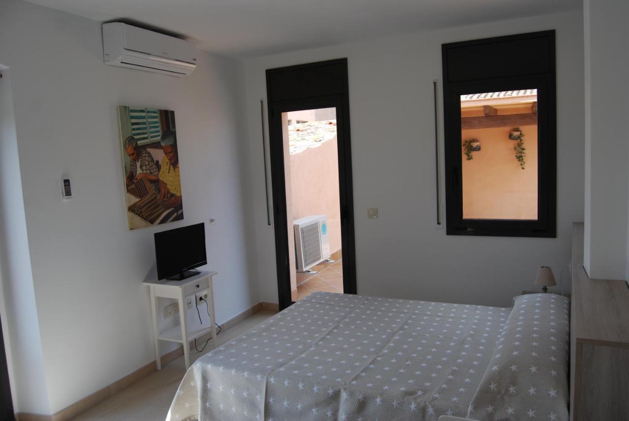 Apartaments Fonda Comerc Torroella de Montgrí Esterno foto