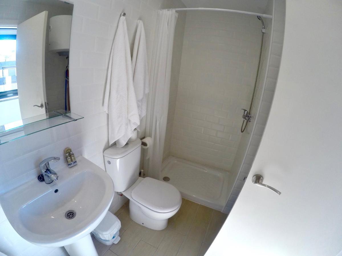 Apartaments Fonda Comerc Torroella de Montgrí Esterno foto