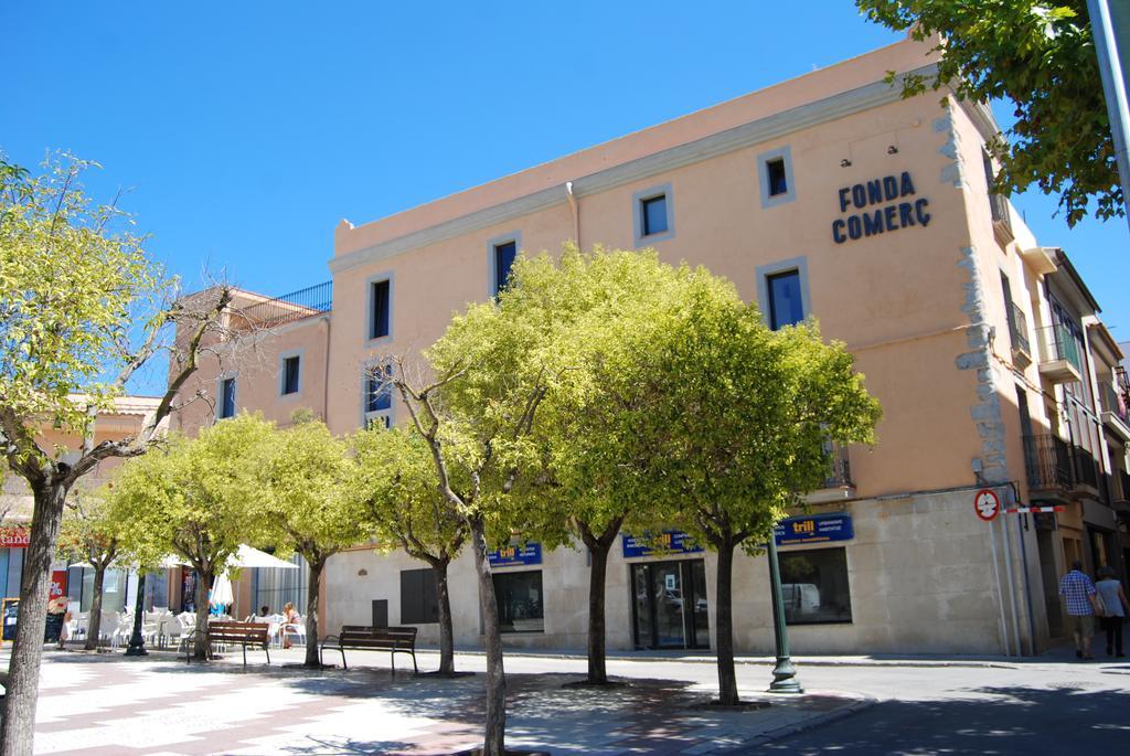 Apartaments Fonda Comerc Torroella de Montgrí Esterno foto