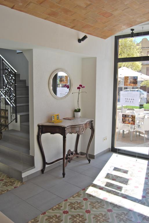 Apartaments Fonda Comerc Torroella de Montgrí Esterno foto